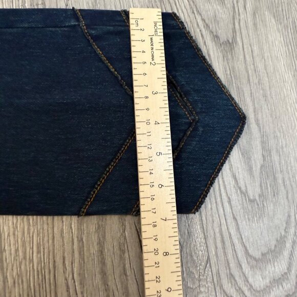 Lysse Crop Jeans Size M Denim Pointed Flared Chevron Hem Pull On Pants Stretch - Picture 13 of 15